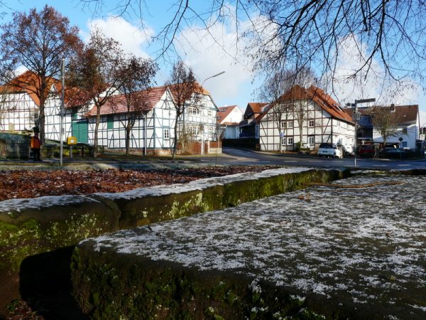 Diemarden Blicke im Dorf